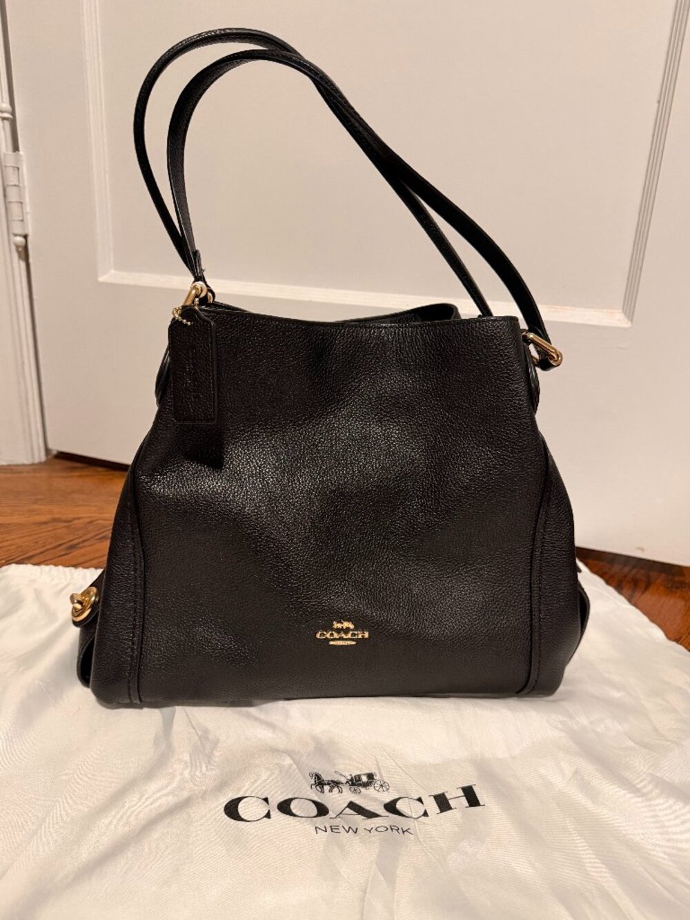Authentic Coach Edie 31 Black Pebbled Leather Shoulder Bag Gold Hardware 57125